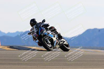 media/Jan-08-2022-SoCal Trackdays (Sat) [[1ec2777125]]/Turn 9 (125pm)/